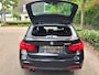 BMW 3-Serie 320i High Ex Touring M Sport Touring Apple CarPlay 18inch Velgen NAP NL 100% Onderhouden 2e eigenaar