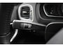 Volvo V40 Cross Country | Eerste Eigenaar | Camera | Trekhaak | Leer | Panorama  | Cruise Control