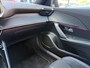 Peugeot e-2008 BWJ 2023 EV GT 136 PK 50 kWh PANO DAK | KEYLESS | STOELVERW. | HALF LEDER | CAMERA | NAVI | CLIMA | CRUISE | LMV | PDC