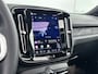 Volvo EX40 Single Motor Extended Range Plus Black Ed. 82 kWh | 20" | Panoramadak | 360 Camera | Harman Kardon | Elektr. verst. Stoelen | Matrix LED