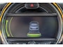 MINI Cooper 1.5 Chili, 84.000km, Half leder, Head-up, Stoelverwarming, Full LED, Navigatie, PDC, Sportstoelen.