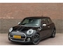 MINI Cooper 1.5 Chili, 84.000km, Half leder, Head-up, Stoelverwarming, Full LED, Navigatie, PDC, Sportstoelen.