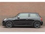 MINI Cooper 1.5 Chili, 84.000km, Half leder, Head-up, Stoelverwarming, Full LED, Navigatie, PDC, Sportstoelen.