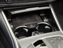 BMW 3-Serie 320e M Sport | Facelift | Panoramadak | Innovation Pack | Adaptieve LED | Adaptieve cruise | CarPlay | Wide screen | Camera | Sportstoelen half leder | Stoelverwarming | Head up | Keyless | Memory | Sfeerverlichting | Harman&kardon | Shadow Line | Elektrische achterklep | Volledig dealeronderhouden