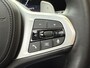 BMW 3-Serie 320e M Sport | Facelift | Panoramadak | Innovation Pack | Adaptieve LED | Adaptieve cruise | CarPlay | Wide screen | Camera | Sportstoelen half leder | Stoelverwarming | Head up | Keyless | Memory | Sfeerverlichting | Harman&kardon | Shadow Line | Elektrische achterklep | Volledig dealeronderhouden
