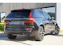 Volvo XC60 2.0 T8 Plug-in hybrid AWD Plus Dark Long Range | Harman Kardon | Elektrisch verstelbare stoelen | Panoramisch schuif/kanteldak | Adaptieve cruise control | Semi elektrisch trekhaak | Keyless | Stoel & stuurwielverwarming | 21 inch LM |