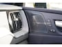 Volvo XC60 2.0 T8 Plug-in hybrid AWD Plus Dark Long Range | Harman Kardon | Elektrisch verstelbare stoelen | Panoramisch schuif/kanteldak | Adaptieve cruise control | Semi elektrisch trekhaak | Keyless | Stoel & stuurwielverwarming | 21 inch LM |