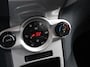 Ford Fiesta 1.25 Titanium Handel/Export ! Climate Control Licht Metalen Velgen Cruise Control Parkeer sensoren APK t/m 05-2027