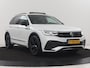 Volkswagen Tiguan 1.5 TSI R-Line Business+ | R-line | Panoramadak | Leder | Trekhaak | Adaptive cruise | Head-up | 360 camera | Park assist | Carplay | Sfeerverlichting | Climate control | Elektrische achterklep