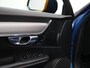 Volvo V90 T4 Business Sport | Full Wrap | Harman/Kardon | Bursting Blue | R-Design | Adaptive Cruise | Pilot Assist | BLIS | 20" | Camera | Trekhaak