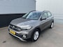 Volkswagen T-Cross 1.0 TSI Life Dodehoekdetectie, Parkeersensoren voor + achter, Stoelverwarming, Adaptieve cruise control, LMV, Apple Carplay en/of Android auto Navigatie
