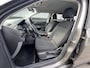 Volkswagen T-Cross 1.0 TSI Life Dodehoekdetectie, Parkeersensoren voor + achter, Stoelverwarming, Adaptieve cruise control, LMV, Apple Carplay en/of Android auto Navigatie