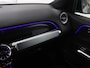 Mercedes-Benz GLB 200 Business Solution AMG | Panoramadak | Memory | Leder/alcantara | Trekhaak | Cruise control | Stoelverwarming | Camera | Park assist | Sfeerverlichting | Carplay