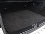 Mercedes-Benz GLB 200 Business Solution AMG | Panoramadak | Memory | Leder/alcantara | Trekhaak | Cruise control | Stoelverwarming | Camera | Park assist | Sfeerverlichting | Carplay