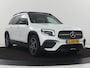 Mercedes-Benz GLB 200 Business Solution AMG | Panoramadak | Memory | Leder/alcantara | Trekhaak | Cruise control | Stoelverwarming | Camera | Park assist | Sfeerverlichting | Carplay