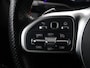 Mercedes-Benz GLB 200 Business Solution AMG | Panoramadak | Memory | Leder/alcantara | Trekhaak | Cruise control | Stoelverwarming | Camera | Park assist | Sfeerverlichting | Carplay