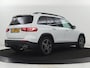 Mercedes-Benz GLB 200 Business Solution AMG | Panoramadak | Memory | Leder/alcantara | Trekhaak | Cruise control | Stoelverwarming | Camera | Park assist | Sfeerverlichting | Carplay