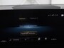 Mercedes-Benz GLB 200 Business Solution AMG | Panoramadak | Memory | Leder/alcantara | Trekhaak | Cruise control | Stoelverwarming | Camera | Park assist | Sfeerverlichting | Carplay