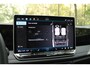 Volkswagen Tiguan 1.5 eHybrid R-Line Business | IQ | Pano | Trekhaak | 360° cam | Elek. klep