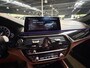 BMW 5-Serie M550i xDrive High Executive Bom vol | leder | beeldschermen achterin | en een adembenemend geluid