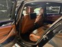 BMW 5-Serie M550i xDrive High Executive Bom vol | leder | beeldschermen achterin | en een adembenemend geluid