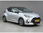 Toyota Yaris 1.5 Hybrid Bi-tone|Trekhaak|All-season|Adaptive-cruise|Carplay|Camera