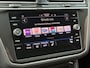 Volkswagen Tiguan 1.4 TSI eHybrid R-Line Business+ | Camera | Stoelverwarming | Dodehoeksensoren