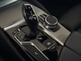BMW 5-Serie 530i High Executive (NL-auto, Dealer OndH, Navi, StoelV, Harman/Kardon, Camera, Head-up, Comfort Stoelen, Etc)