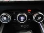 Renault Clio 1.0 TCe Intens | ACHTERUITRIJCAMERA | AIRCO | NAVIGATIE | CRUISE CONTROL | MULTIFUNCTIONEEL STUURWIEL |