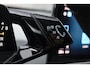 Volkswagen ID.3 Pro 59 kWh elektrisch verstelbare ErgoActive bestuurdersstoel met geheugen- en massagefunctie, achteruitrijcamera (Rear View), navigatie 19" 'Wellington' LMV, keyless entry, adaptieve cruise control (ACC) met Travel Assist, privacy glas, parkeerassistent (Park Assist), verwarmbare voorstoelen, verwarmbaar multifunctioneel lederen stuurwiel, draadloze telefoonlader, Android Auto & Apple Carplay etc.
