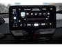 Volkswagen ID.3 Pro 59 kWh elektrisch verstelbare ErgoActive bestuurdersstoel met geheugen- en massagefunctie, achteruitrijcamera (Rear View), navigatie 19" 'Wellington' LMV, keyless entry, adaptieve cruise control (ACC) met Travel Assist, privacy glas, parkeerassistent (Park Assist), verwarmbare voorstoelen, verwarmbaar multifunctioneel lederen stuurwiel, draadloze telefoonlader, Android Auto & Apple Carplay etc.