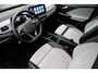 Volkswagen ID.3 Pro 59 kWh 204PK / 150kW, Elektrisch verstelbare ErgoActive bestuurdersstoel met geheugen- en massagefunctie, achteruitrijcamera (Rear View), navigatie 19" 'Wellington' LMV, keyless entry, adaptieve cruise control (ACC) met Travel Assist, privacy glas, parkeerassistent (Park Assist), verwarmbare voorstoelen, verwarmbaar multifunctioneel lederen stuurwiel, draadloze telefoonlader, Android Auto & Apple Carplay etc.