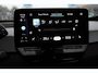 Volkswagen ID.3 Pro 59 kWh 204PK / 150kW, Elektrisch verstelbare ErgoActive bestuurdersstoel met geheugen- en massagefunctie, achteruitrijcamera (Rear View), navigatie 19" 'Wellington' LMV, keyless entry, adaptieve cruise control (ACC) met Travel Assist, privacy glas, parkeerassistent (Park Assist), verwarmbare voorstoelen, verwarmbaar multifunctioneel lederen stuurwiel, draadloze telefoonlader, Android Auto & Apple Carplay etc.