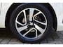 Peugeot 108 1.2 VTi Allure Two Tone | Kleurenscherm