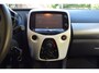 Peugeot 108 1.2 VTi Allure Two Tone | Kleurenscherm