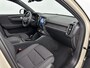 Volvo EX40 Single Motor Extended Range 82kWh Plus | 19" | Panoramadak| Harman Kardon | 360 Camera | Getint Glas | Adaptieve Cruise | BLIS | Keyless | Stoel/Stuurverwarming | Warmtepomp