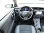Toyota Auris Touring Sports 1.8 Hybrid Lease