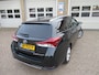 Toyota Auris Touring Sports 1.8 Hybrid Lease