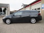 Toyota Auris Touring Sports 1.8 Hybrid Lease