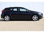 Volvo V40 2.0 T2 | Distributie Riem Vervangen!! | Trekhaak | Stoel Verwarming |