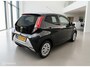 Toyota Aygo 1.0 VVT-i x-joy | Camera | 12/2021 | Zwart | 122.671 km