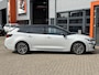 Toyota Corolla Touring Sports Hybrid 200 GR Sport / Applecarpplay/AndroidAuto / Camera / Sportstoelen / Stoel en stuurverwarming /