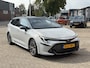 Toyota Corolla Touring Sports Hybrid 200 GR Sport / Applecarpplay/AndroidAuto / Camera / Sportstoelen / Stoel en stuurverwarming /