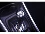 Peugeot 2008 1.2 VTi Allure Pack Premium Plus NAP 1e-eigen.navigatie panodak 16"-LMV PDC achter cruise-controle bleutooth private-glas stuurbediening en schakelflippers climate-controle trekhaak half lederen bekleding mistlampen voor