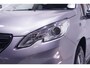 Peugeot 2008 1.2 VTi Allure Pack Premium Plus NAP 1e-eigen.navigatie panodak 16"-LMV PDC achter cruise-controle bleutooth private-glas stuurbediening en schakelflippers climate-controle trekhaak half lederen bekleding mistlampen voor