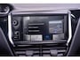 Peugeot 2008 1.2 VTi Allure Pack Premium Plus NAP 1e-eigen.navigatie panodak 16"-LMV PDC achter cruise-controle bleutooth private-glas stuurbediening en schakelflippers climate-controle trekhaak half lederen bekleding mistlampen voor
