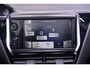 Peugeot 2008 1.2 VTi Allure Pack Premium Plus NAP 1e-eigen.navigatie panodak 16"-LMV PDC achter cruise-controle bleutooth private-glas stuurbediening en schakelflippers climate-controle trekhaak half lederen bekleding mistlampen voor