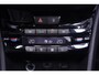 Peugeot 2008 1.2 VTi Allure Pack Premium Plus NAP 1e-eigen.navigatie panodak 16"-LMV PDC achter cruise-controle bleutooth private-glas stuurbediening en schakelflippers climate-controle trekhaak half lederen bekleding mistlampen voor