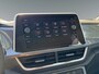 Volkswagen T-Roc 1.0 110pk TSI Style Parkeersensoren voor en achter | Adaptive Cruise Control | 	'App-Connect' draadloze smartphone integratie