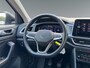 Volkswagen T-Roc 1.0 110pk TSI Style Parkeersensoren voor en achter | Adaptive Cruise Control | 	'App-Connect' draadloze smartphone integratie